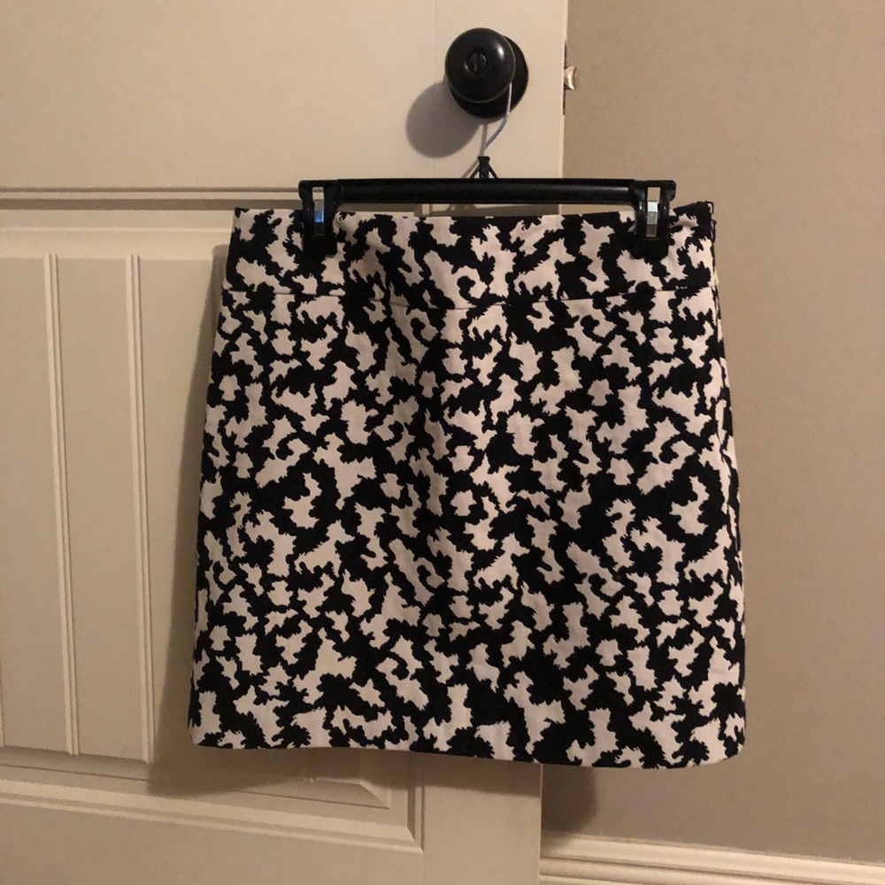 Black and Cream Printed Skirt!